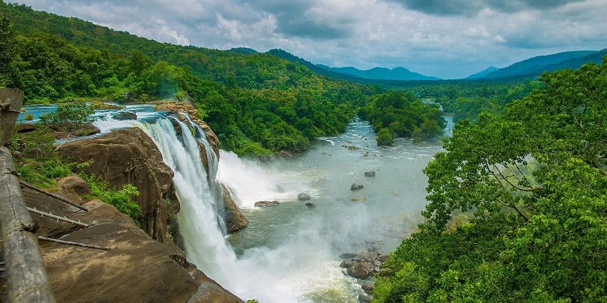 Explore With Ease: Smart Holiday Travels’ Tour Packages