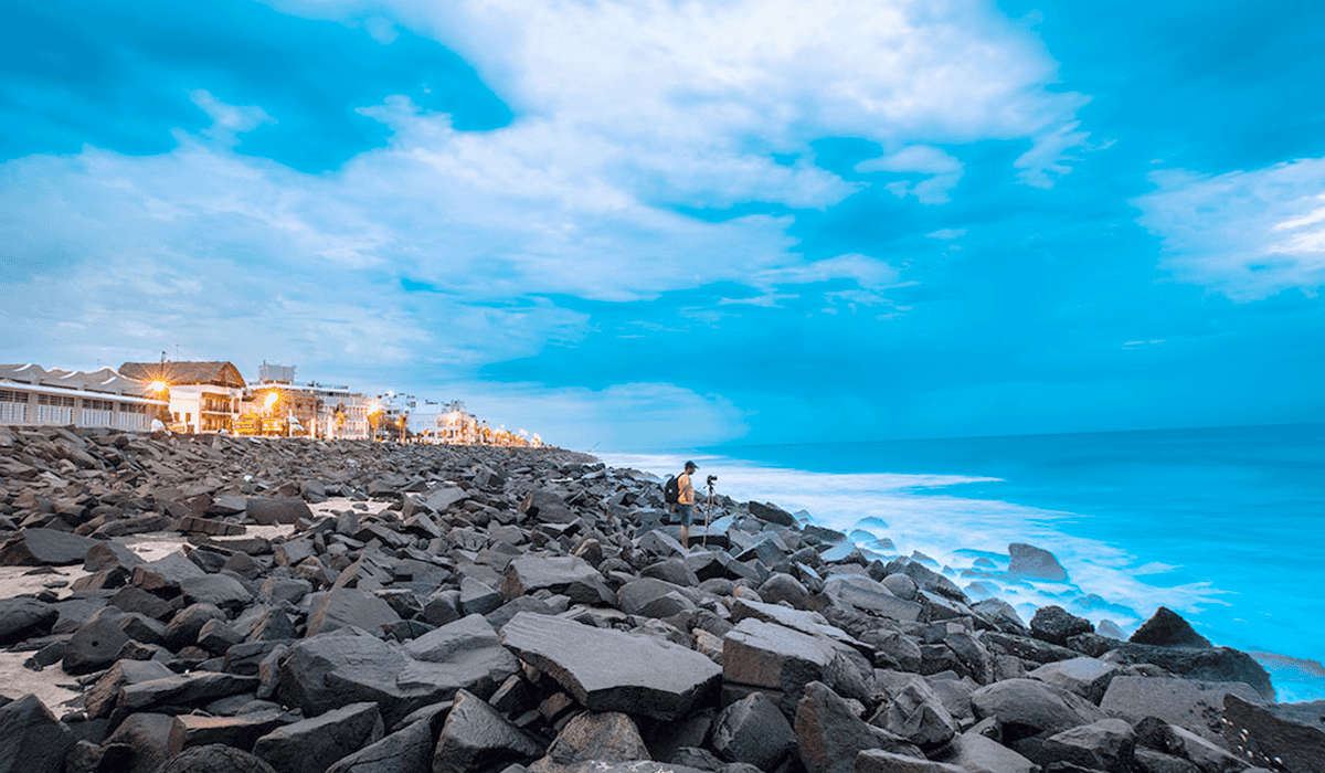 Top 15 Best Places to Visit in Pondicherry (2025 Guide) – Beaches, Temples & More